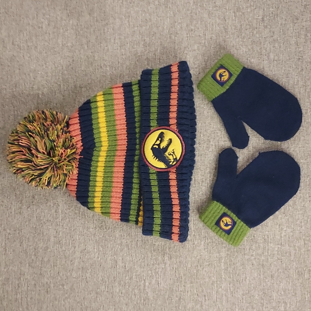 Jurassic World Dominion Navy Blue Green Yellow Knit Dinosaur Hat & Mittens 2T-5T